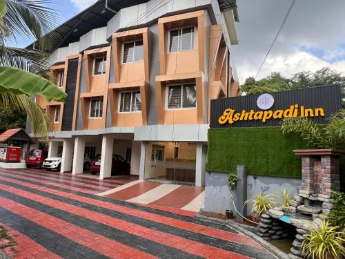 Guruvayur Cabin | Ashtapadi Inn