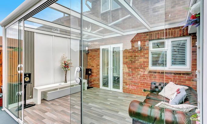 Bierton Apartment | Aspen Cl – Cozy Double Room in Shared Apartment