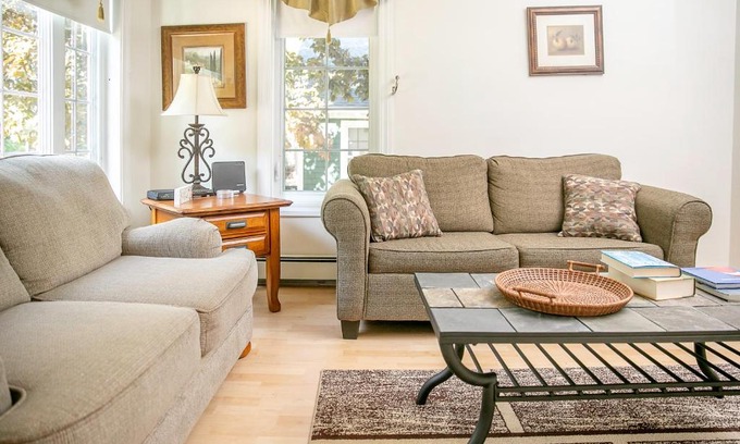 Bar Harbor House | Aspen Cottage