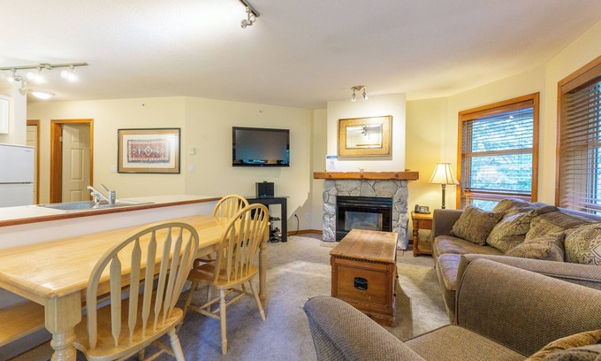 Whistler Condo | Aspens #427 Prime Ski-in Ski-out Location! Top Floor Unit, Pool, Hot tubs, BBQ