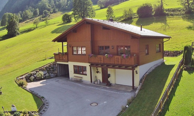 Fusch an der Grossglocknerstrasse Ski Chalet | Detached luxury chalet in Fusch on Grossglocknerstrasse with sauna