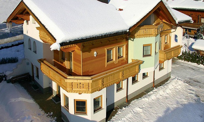 Aschau Im Zillertal Apartment | 120 m² Apartment ∙ 3 bedrooms ∙ 10 guests