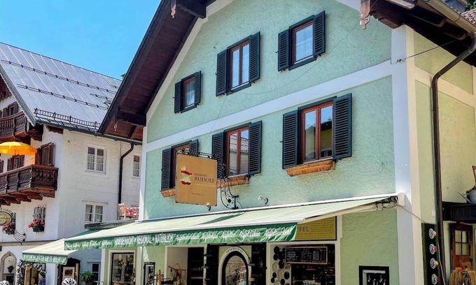 Sankt Wolfgang im Salzkammergut Apartment | Lake apartment in St. Wolfgang, 100 m2 and large terrace