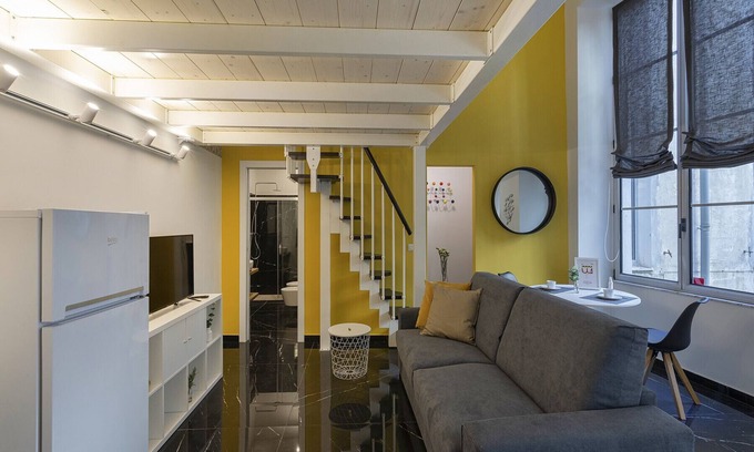 Genoa Historical Centre Apartment | Atelier Apartments - Yellow by Wonderful Italy
