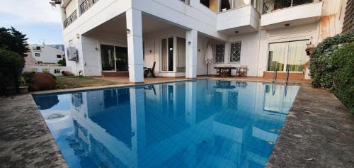 Glyfada Apartment | Athenian Luxury Villa in Glyfada