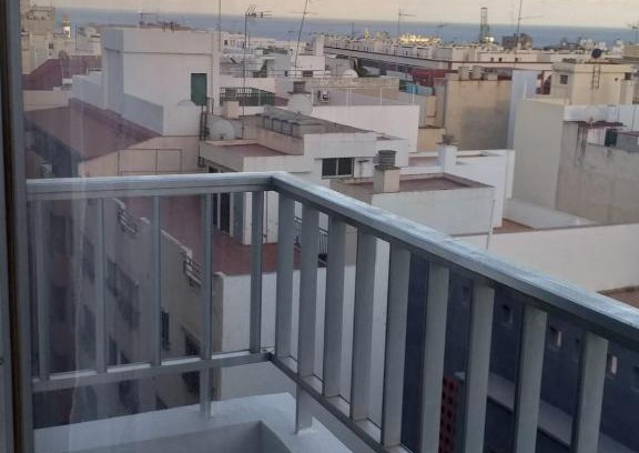 Santa Cruz de Tenerife Apartment | ATICO CON TERRAZA, VISTAS AL MAR Y CIUDAD