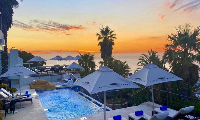 Camps Bay Hotel | Atlanticview Cape Town Boutique Hotel