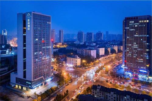 Yu Hua Hotel | Atour Hotel Changsha Xiyingmen Fancheng