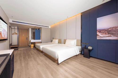 Xingqing Qu Hotel | Atour Hotel Yinchuan Lijing North Street Jiangning Centre