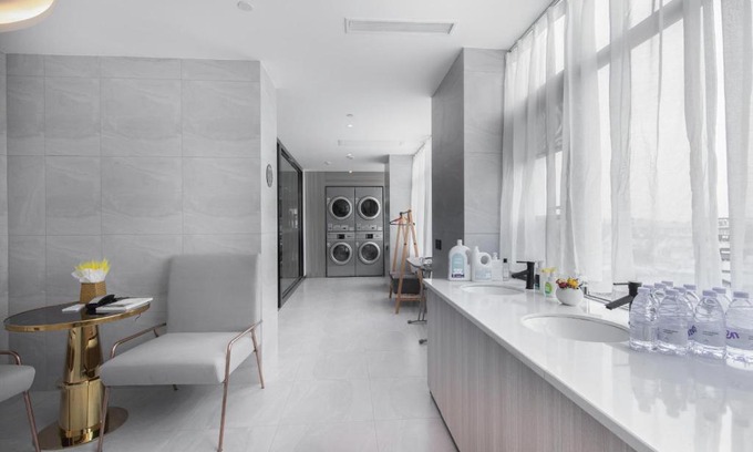 Wenjiang Hotel | Atour Light Hotel Chengdu Wenjiang