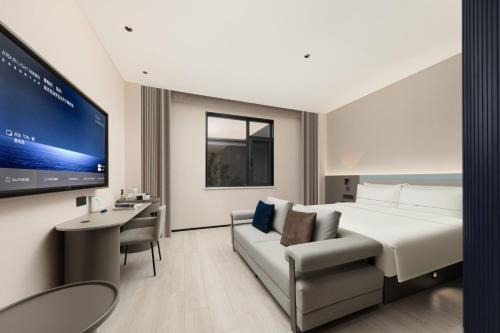 Fengze Hotel | Atour Light Hotel Jiuyi Street Ancient City