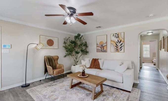 Arlington Apartment | ATT Stadium hub Summa