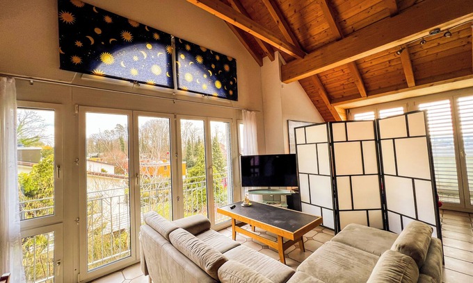 Kloten Apartment | Attic apartment (studio) near the airport