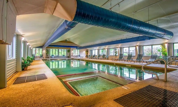 Bartlett House | Attitash, 2nd floor condo, 1 bed w/sleep sofa!