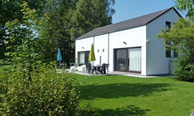 Buetgenbach House | Au bord du Lac 1 by Interhome