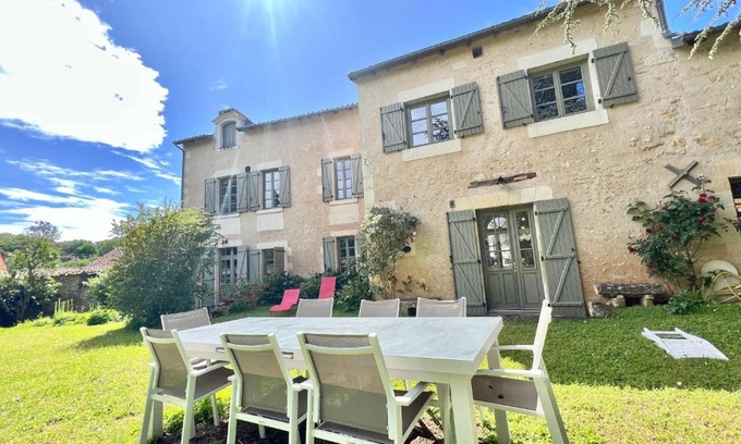 Saint-Benoit Villa | Au Domaine Valigny, piscine chauffée + WIFI Fibre