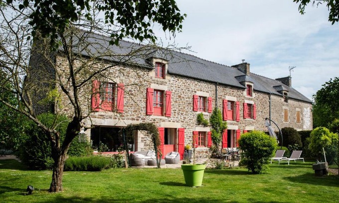 Tremereuc Bed & Breakfast | Au Jardin D'Eloïse
