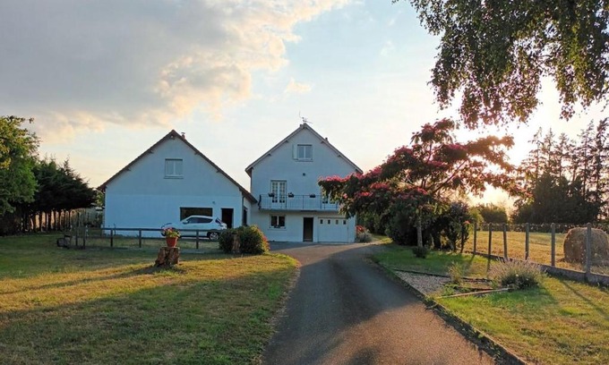 Faverolles-sur-Cher Bed & Breakfast | Au Nom des Dames, Maison et Table d'Hôtes, près de Chenonceau et du Zoo de Beauval