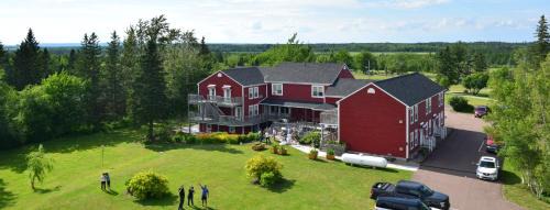 Lakeville Hotel | Auberge Wild Rose Inn