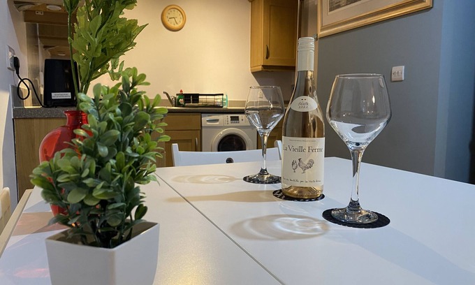 Harbourside Apartment | August Discount - Long Stay - Contractors