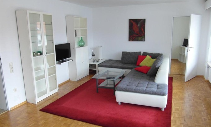 Haunstetten-Nord Apartment | Augusta-Refugium