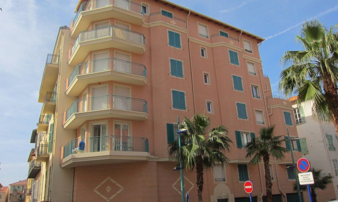 Old Town Apartment | AUTUMN IN THE SUN, IN CALM, AND AT EXPENSE FROM 80 EUROS/NIGHT