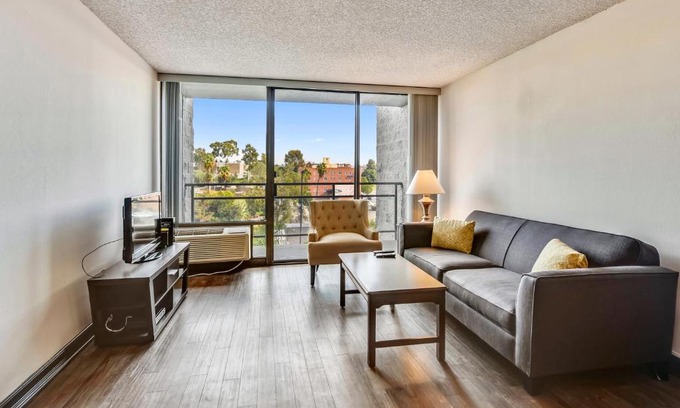 Cortez Hill Apartment | Ava Cortez Hill - CA64581
