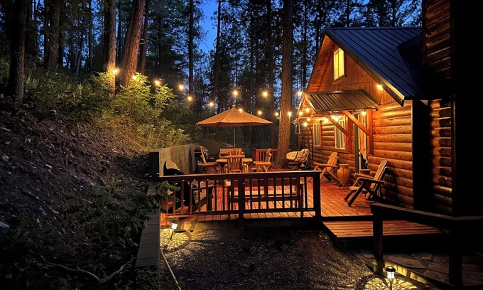 Payson Cabin | Available! Secluded Patio, min to Tonto National Forest! Private