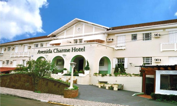 Aguas de Sao Pedro Hotel | Avenida Charme Hotel