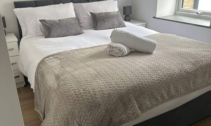 West Finchley Apartment | Avenir Court Flat 34 (Finchley)