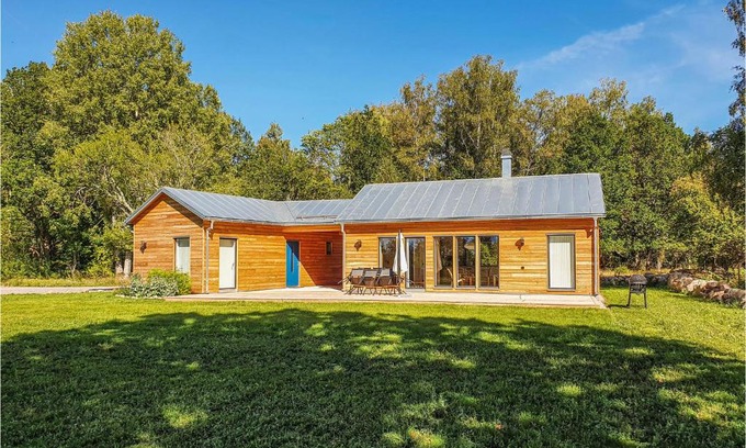 Eksjo Municipality House | Awesome Home In Ecksjö With Wifi