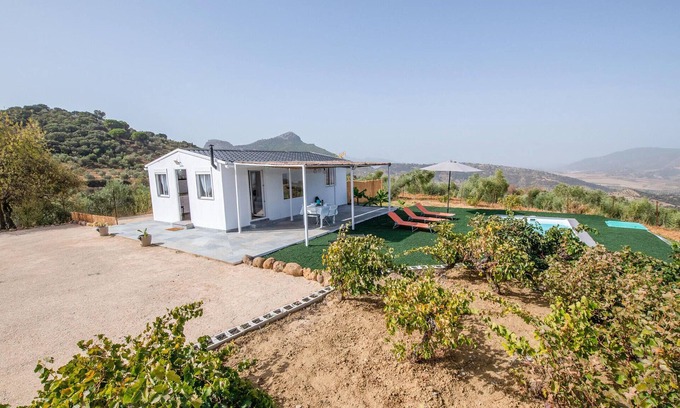 El Gastor House | Awesome home in El Gastor with kitchen