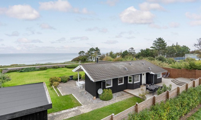 Udsholt Sand House | Awesome home in Græsted