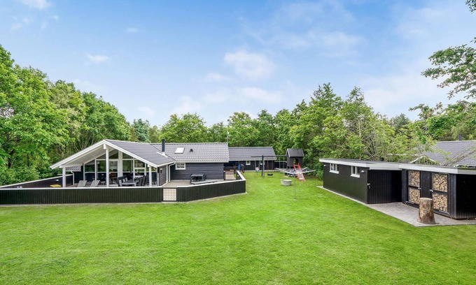 Jegum House | Awesome home in Oksbøl with sauna