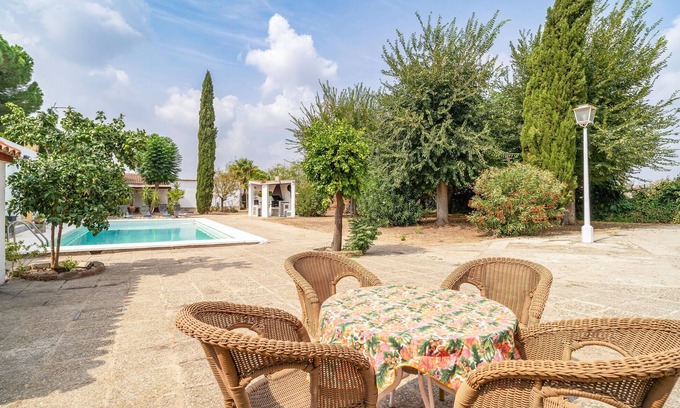 Moron de la Frontera House | Awesome home in Sevilla with WiFi