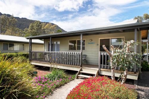 Halls Gap Villa | Awonga Cottages - Grevillea 1Br