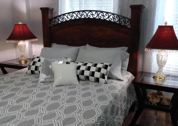 San Jacinto House | AWorldAway! Casual Elegance by the Beach.