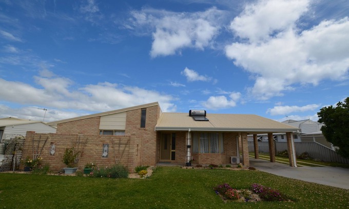Lancelin House | Ayres Rocks - Perfect name for a perfect house