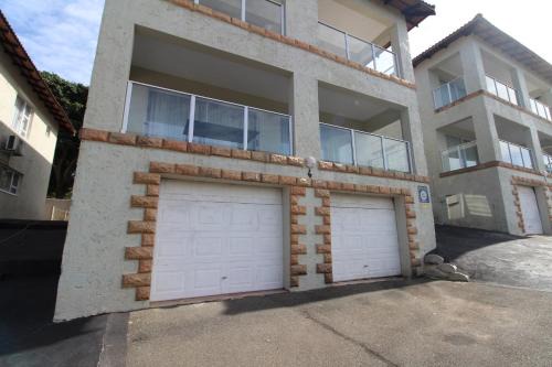 Shelly Beach Apartment | Azriel 4