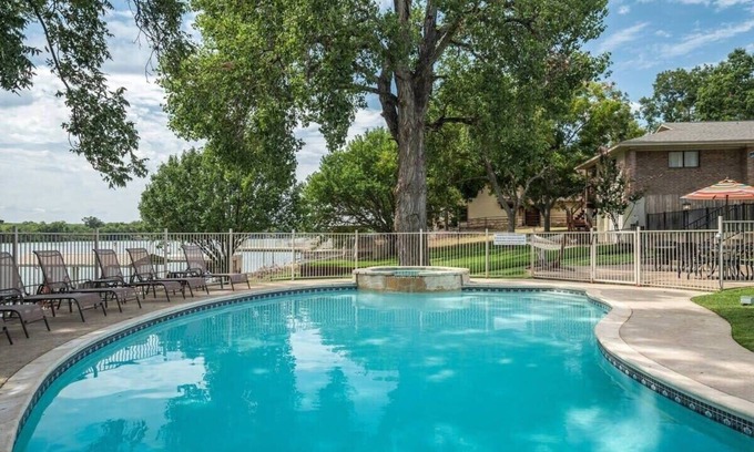 Kingsland House | Azure 1-Lakefront w/Shared Pool, Dock, & Fire Pit