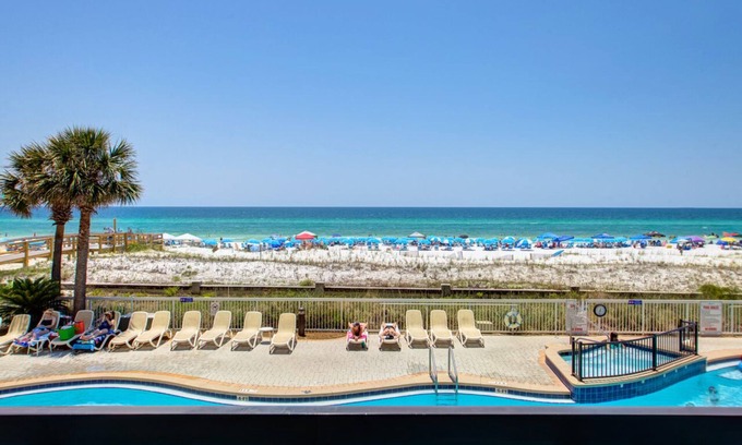 Fort Walton Beach - Destin Condo | Azure 212 ~ Oceanfront 4BR/3BA Condo ~ Sleeps 10 ~ Amazing Views!