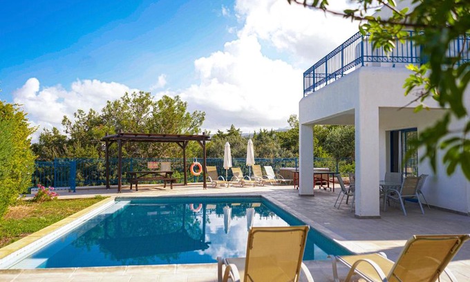 Agios Georgios Pegeias Villa | Azzurro Holiday Villa Ira by Sanders