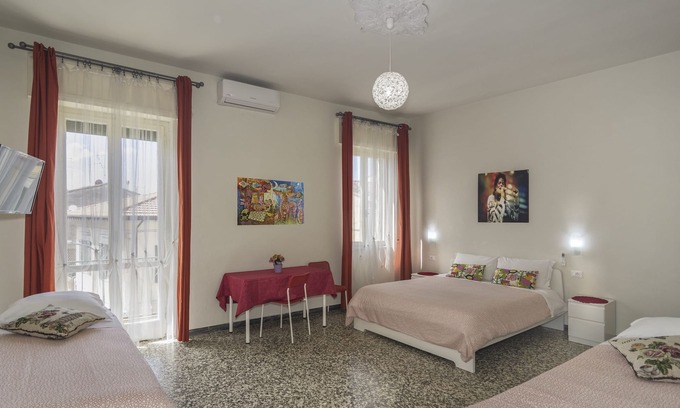 Pisa House | B&B Aliante & 2 Quadruple rooms Pisa-Tuscany