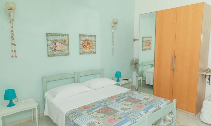 Chia Bed & Breakfast | B&B Tanit