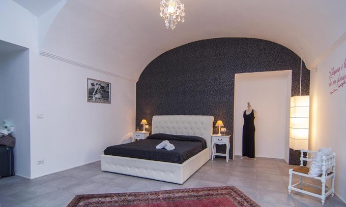 Roman Quarter Bed & Breakfast | B&B Torino Très Chic