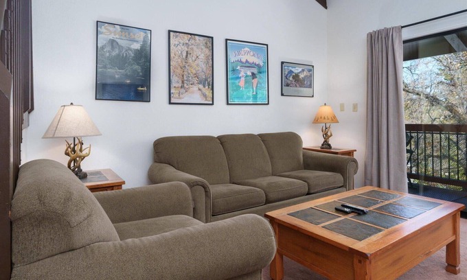 Yosemite West Condo | (B210) Loft Condominiums