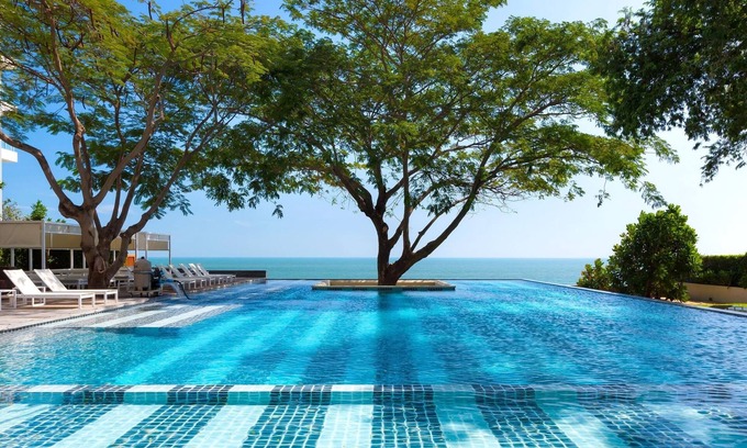 Hua Hin Apartment | Baan SanKraam 2BR Apt, EBB-PoolView