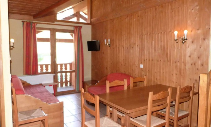 Lanslevillard Apartment | BAB206 - 6-person apartment close to the slopes