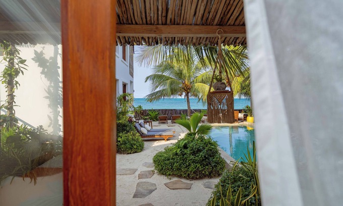 Jambiani Villa | Babu Villas - Family Apartment with Sea View "Familia"