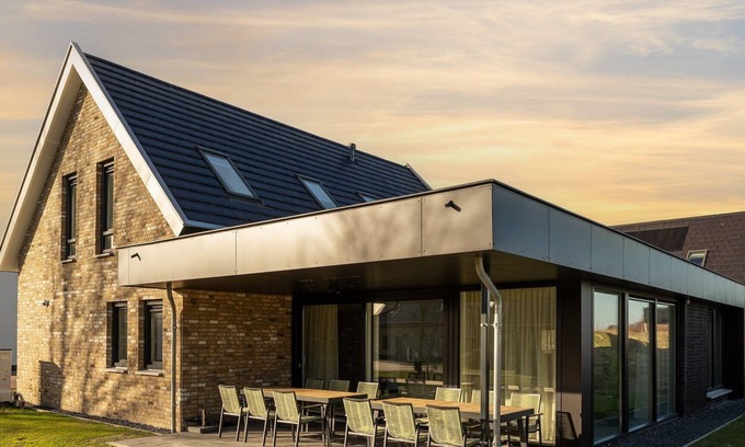 Municipality of Sluis House | Badhuis Wind Poolhome